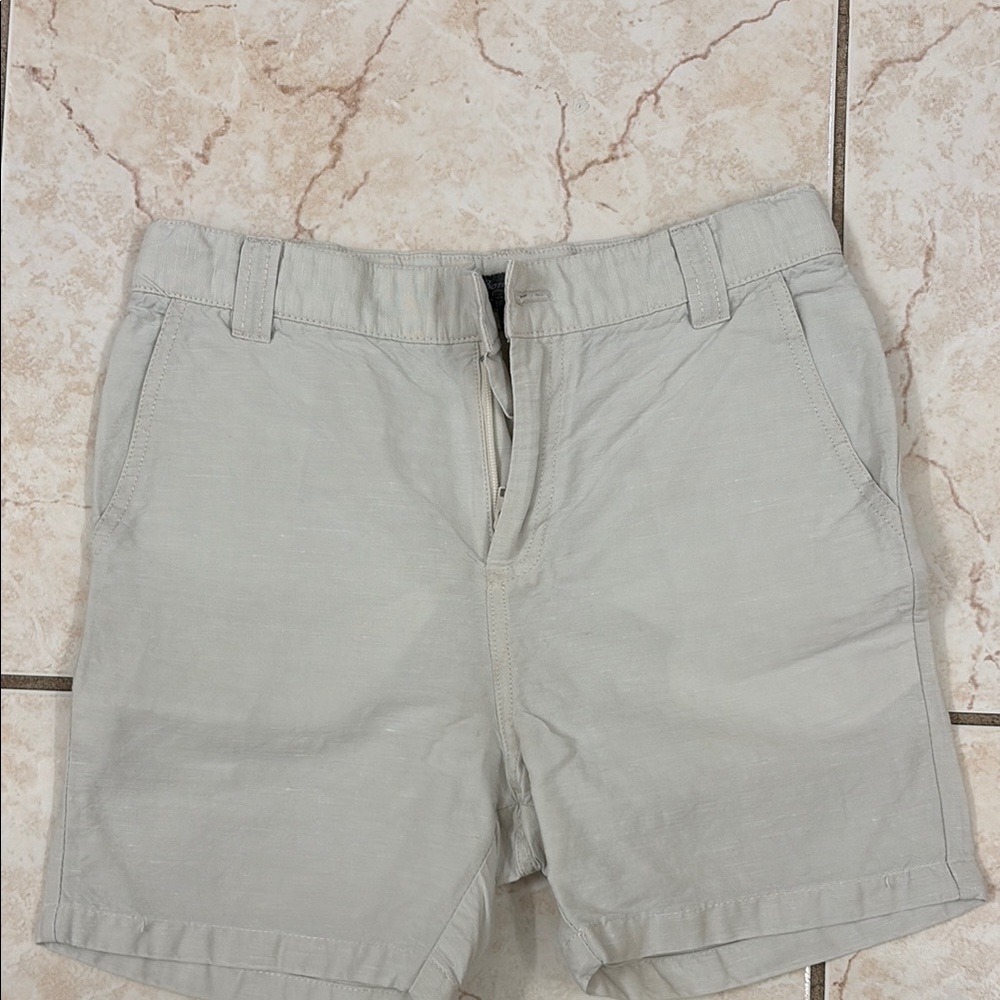 Bonpoint size 6 tan shorts